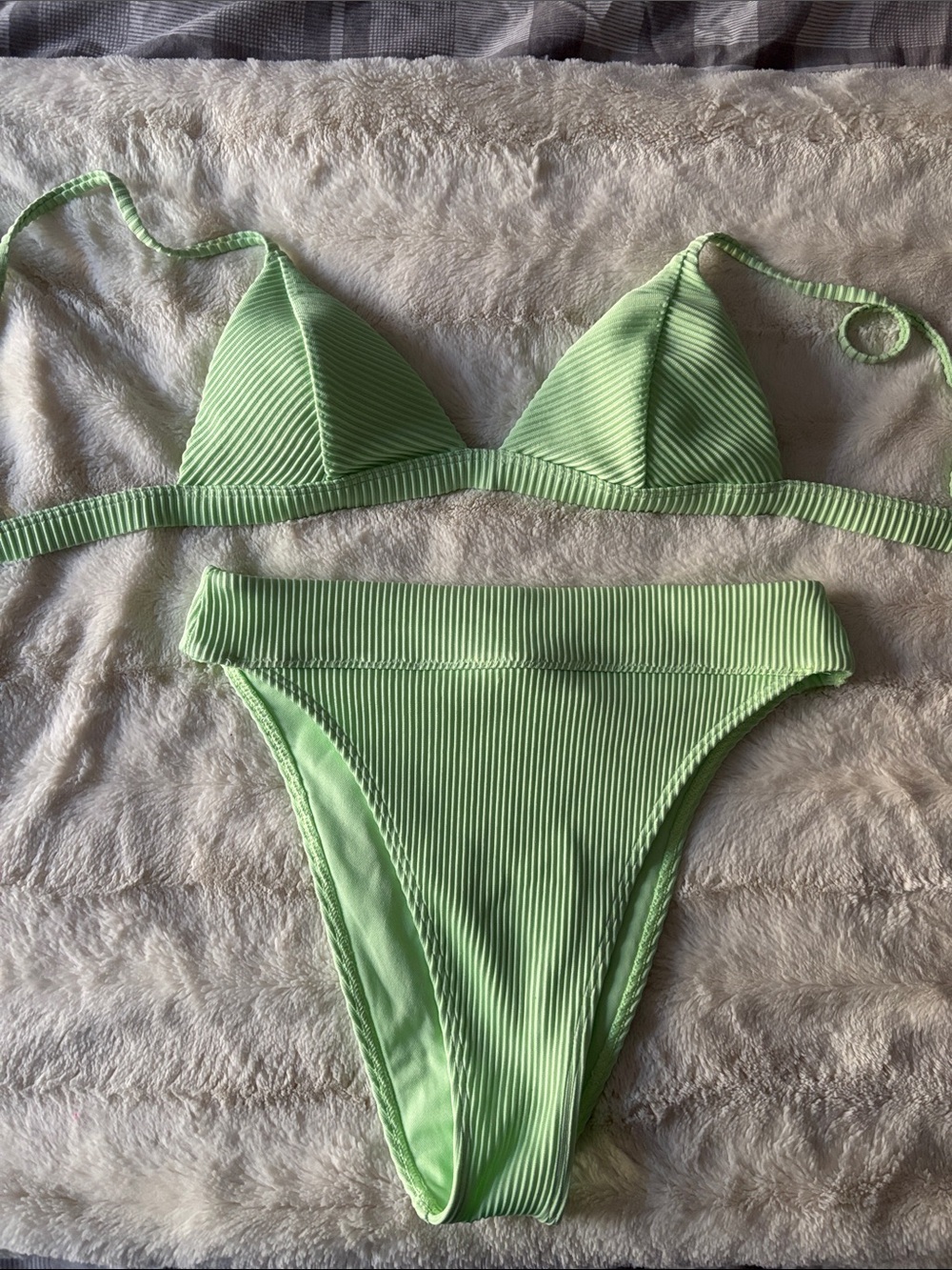 Hollister - Green Ribbed 2 Piece Bikini